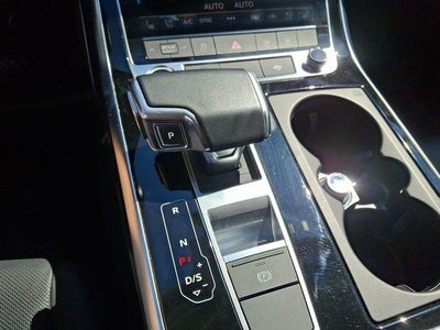 2023 Audi Q7 Premium Plus 55 TFSI quattro Tiptronic