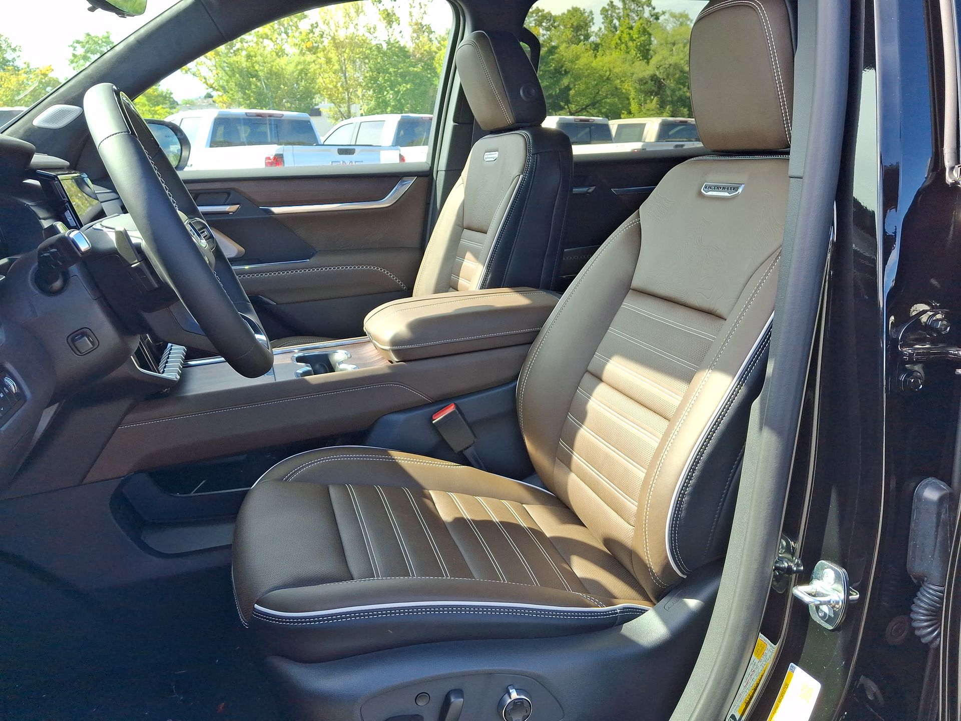 2027 GMC Acadia Denali Ultimate