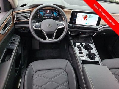 2025 Volkswagen Atlas 2.0T SE w/Technology