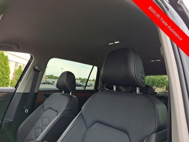 2025 Volkswagen Atlas 2.0T SE w/Technology