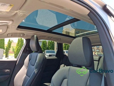 2023 Volvo XC60 B5 Plus Dark Theme