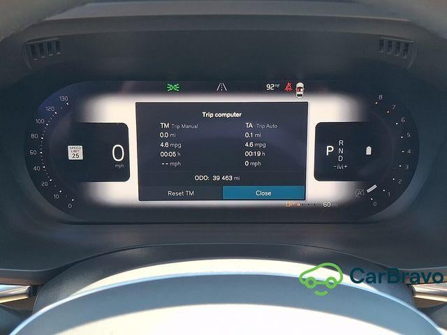 2023 Volvo XC60 B5 Plus Dark Theme
