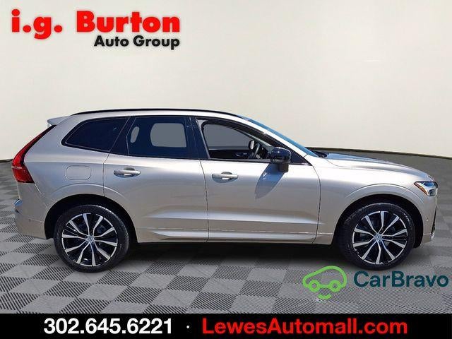 2023 Volvo XC60 B5 Plus Dark Theme