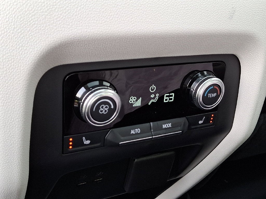 2027 GMC Acadia Denali