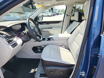 2024 GMC Acadia Denali