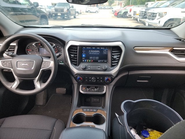 2022 GMC Acadia SLE