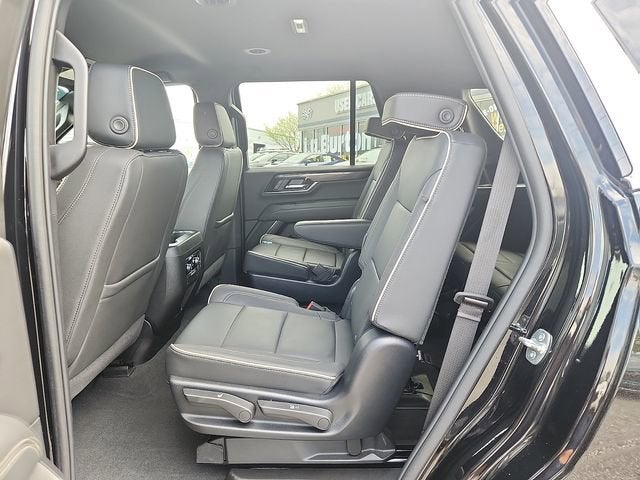 2025 GMC Yukon Elevation
