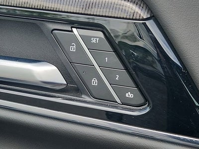 2025 GMC Yukon Elevation
