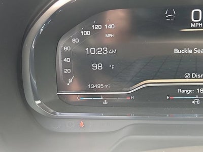 2024 GMC Yukon XL SLT