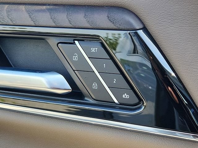 2026 GMC Yukon XL Denali - Photo 16
