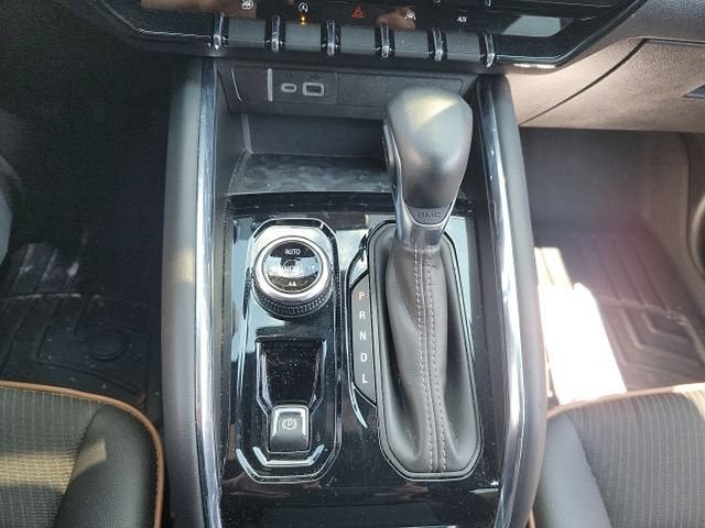 2023 GMC Canyon 4WD AT4