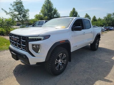 2024 GMC Canyon AT4