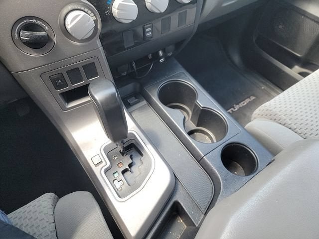 2013 Toyota Tundra Grade 5.7L V8