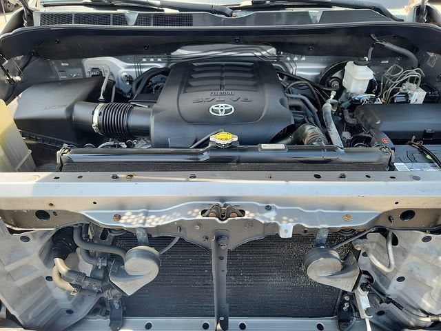 2013 Toyota Tundra Grade 5.7L V8