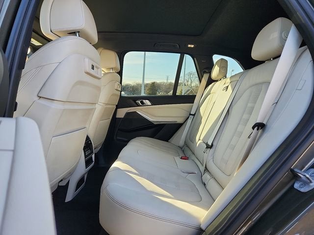 2022 BMW X5 PHEV xDrive45e
