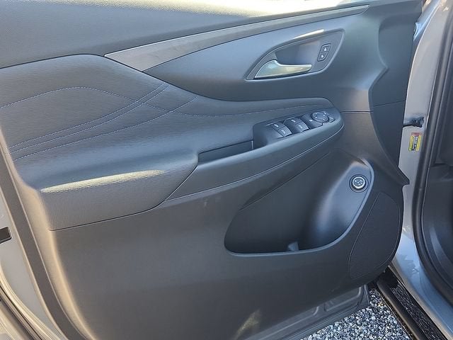 2026 Buick Envista Sport Touring - Photo 8