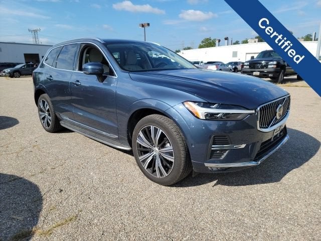 2022 Volvo XC60 B6 Inscription