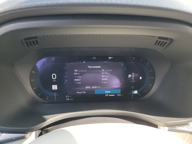 2022 Volvo XC60 B6 Inscription