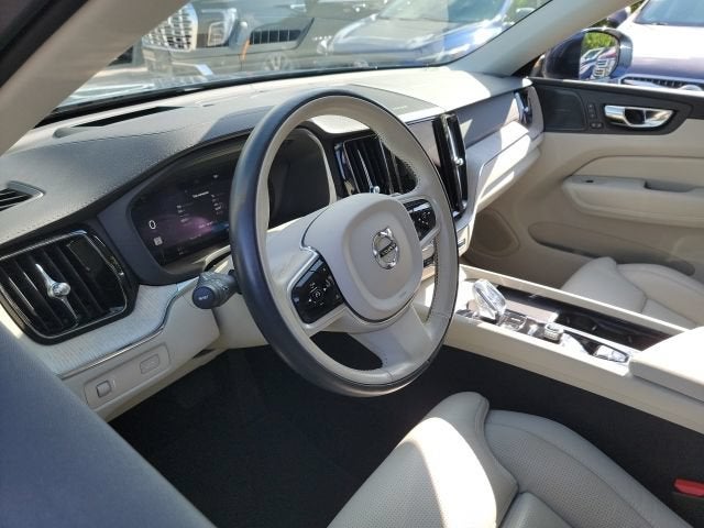 2022 Volvo XC60 B6 Inscription