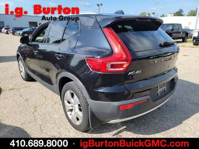 2019 Volvo XC40 T5 Momentum