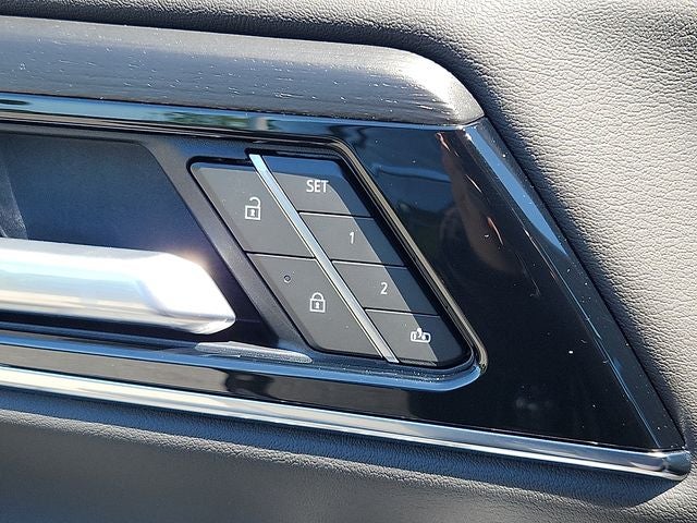 2026 GMC Yukon Denali VERY LOW MILES
