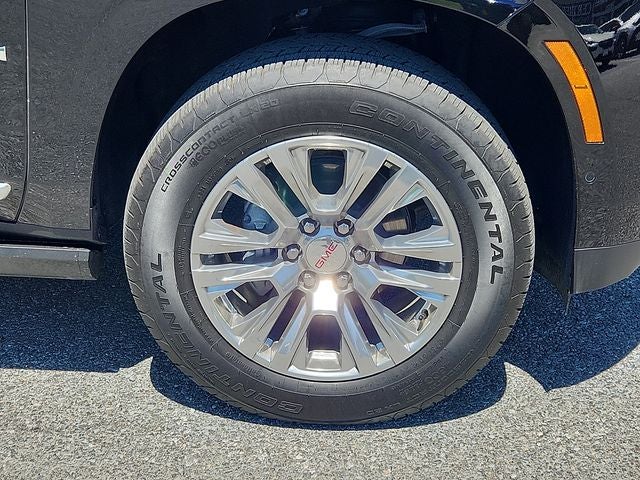 2026 GMC Yukon Denali VERY LOW MILES