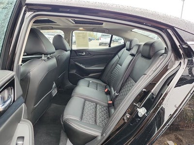 2022 Nissan Maxima Platinum