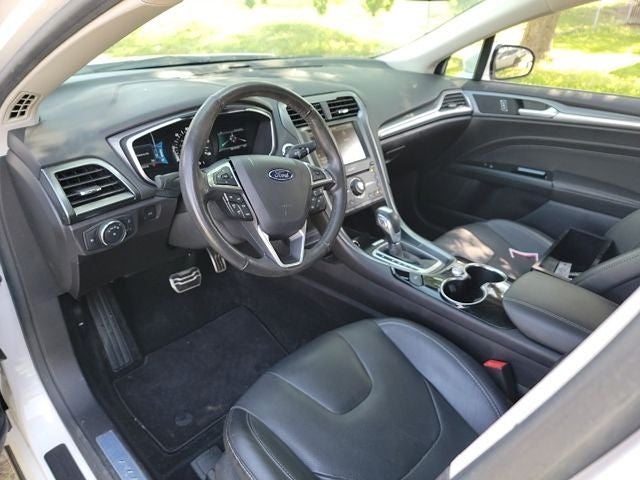 2016 Ford Fusion Hybrid Titanium
