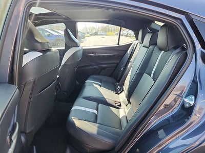 2026 Toyota Camry SE Hybrid