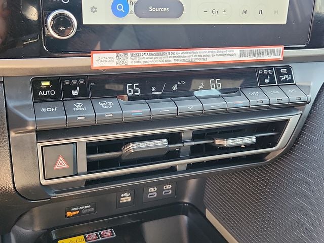 2026 Toyota Camry SE Hybrid