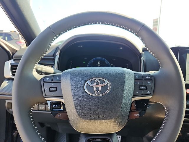2026 Toyota Camry SE Hybrid