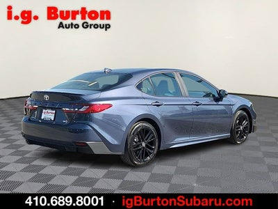 2026 Toyota Camry SE Hybrid