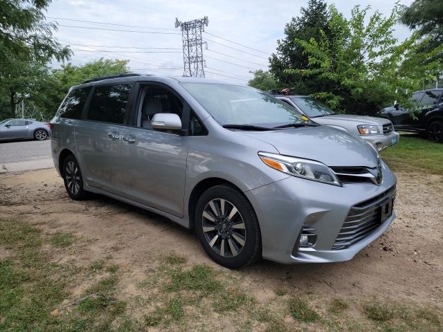 2018 Toyota Sienna Limited Premium 7 Passenger
