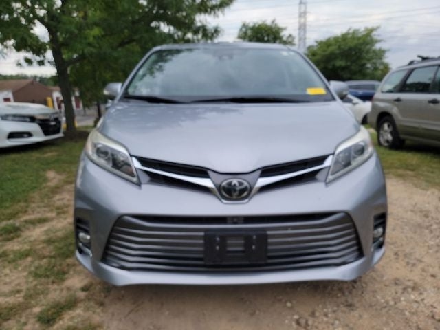 2018 Toyota Sienna Limited Premium 7 Passenger