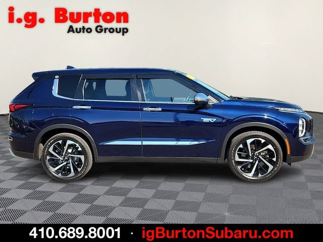 2023 Mitsubishi Outlander PHEV SE