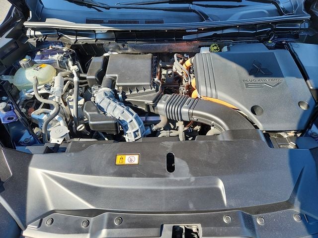 2023 Mitsubishi Outlander Phev SE