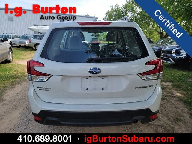 2023 Subaru Forester Base