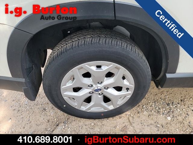 2023 Subaru Forester Base